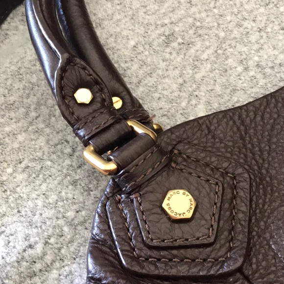 Marc by Marc Jacobs Leather Shoulder Handbag - Picture 3 of 11